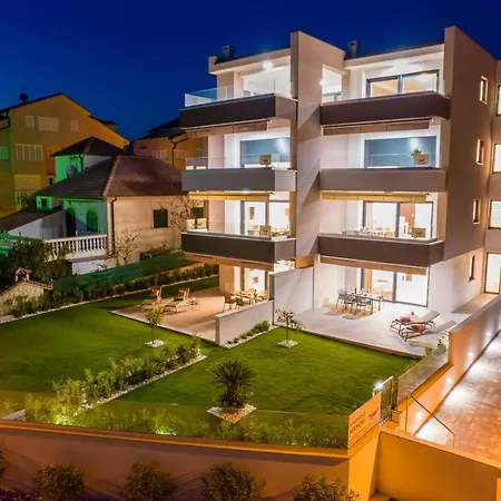 Apartments Mandre I Exterior photo