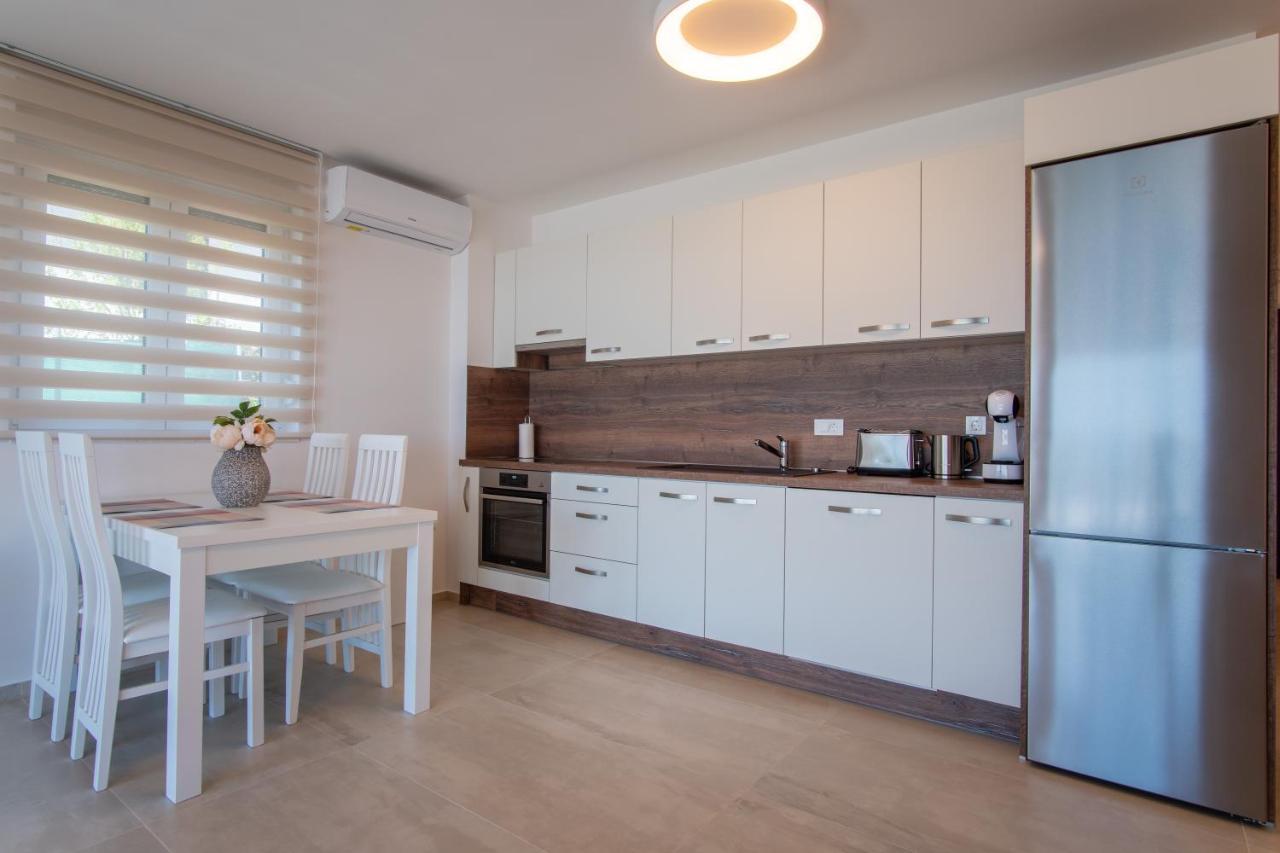 Apartment I Mandre